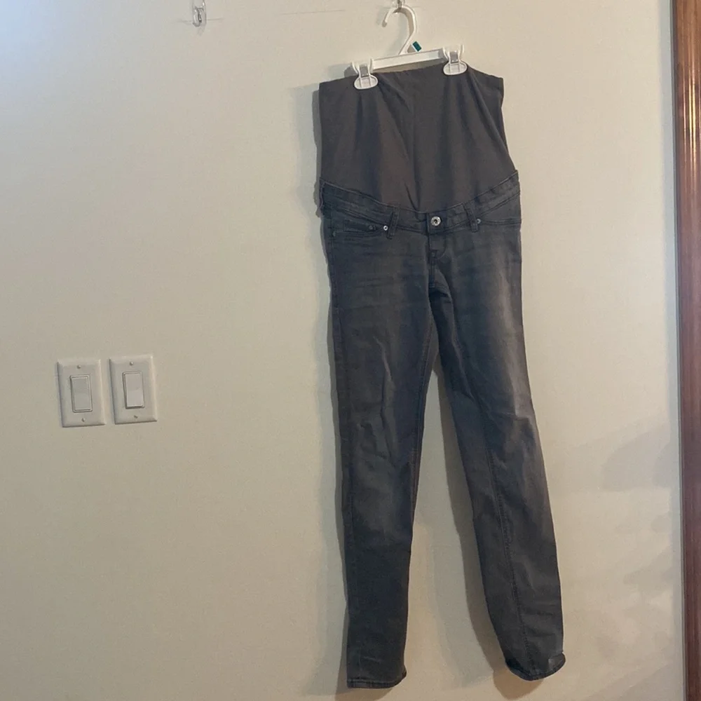 Maternity skinny jeans , black and gray. (One size 4, One size 6) - Picture 3 of 6